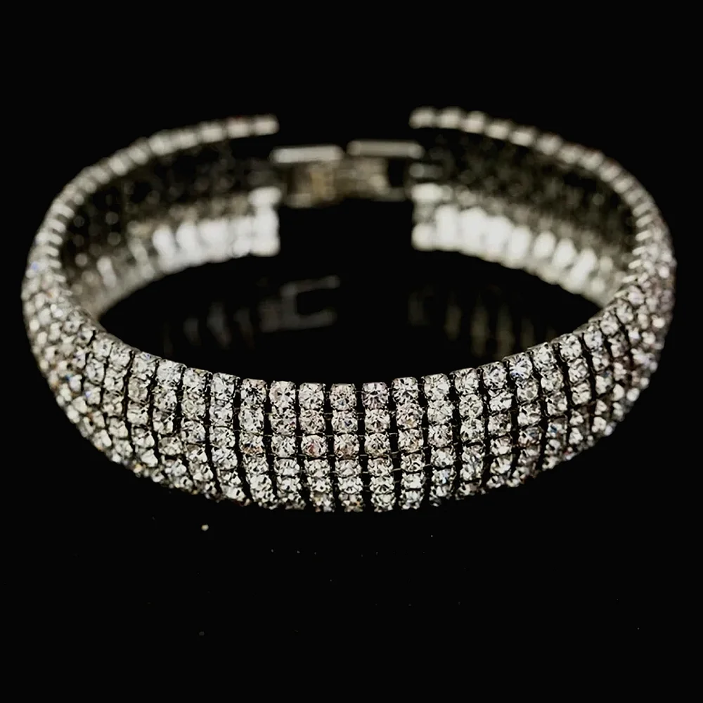 Luxury Rhinestone Elegant Full Drill Cuff Bracelet Silver NWT
